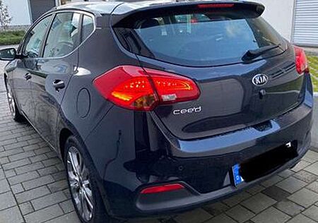 Kia Cee'd Ceed / Ceed 1.6 GDI *Top Zustand