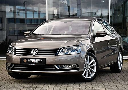 VW Passat Volkswagen Lim. Highline 4Motion Led ACC SHZ