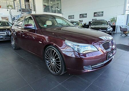 BMW 525 i Automatik/Leder/Xenon/PDC/SHZ/StandH/AHK/