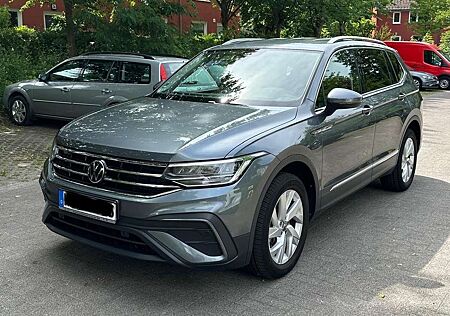 VW Tiguan Allspace Volkswagen 1.5 TSI
