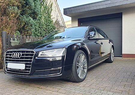 Audi A8 3.0 TDI DPF quattro tiptronic Lang