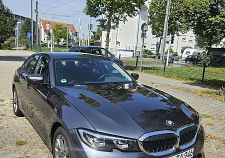 BMW 330e 330 Aut. Advantage