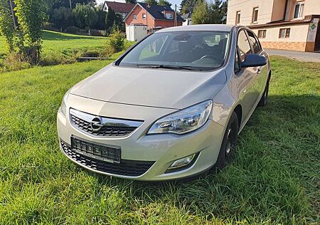 Opel Astra 1.6 Caravan Selection
