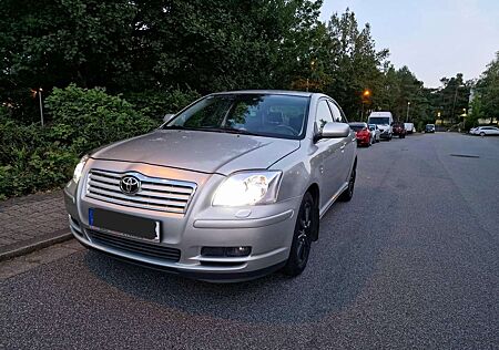 Toyota Avensis 2.2 D-CATLiftback / Executive