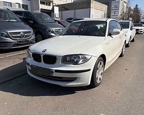 BMW 116 i 1 Limousine*MOTORSCHADEN*