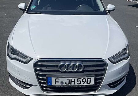 Audi A3 1.4 TFSI Sportback Ambition, Checkheft, TÜV ne