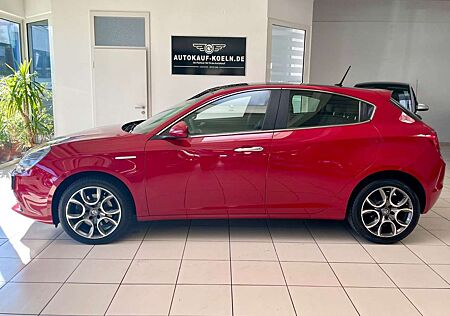 Alfa Romeo Giulietta Super 1,4 Automati/Navi/Leder/Glasdach
