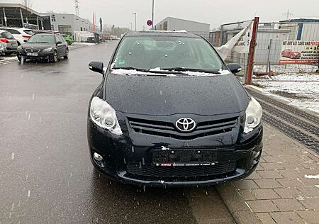 Toyota Auris Travel