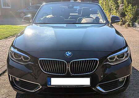 BMW 220i 220 +Cabrio+Aut.+Luxury+Line