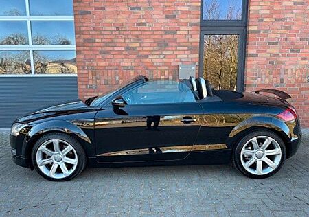 Audi TT 2.0 TFSI CABRIO,LEDER,XENON, S-LINE