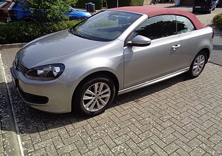 VW Golf Cabriolet Volkswagen Golf Cabrio 2.0 TDI BlueMotion Technology