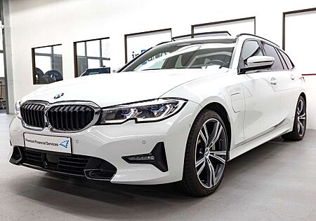 BMW 330 e Touring Sport Line Laser HUD Pano AHK H&K