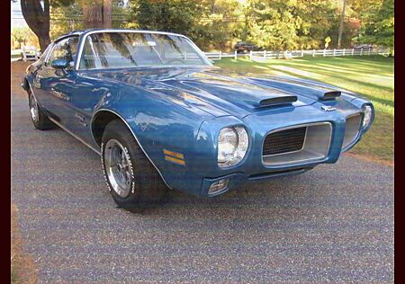 Pontiac Firebird Formula 400 6.6