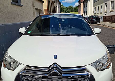 DS Automobiles DS 4