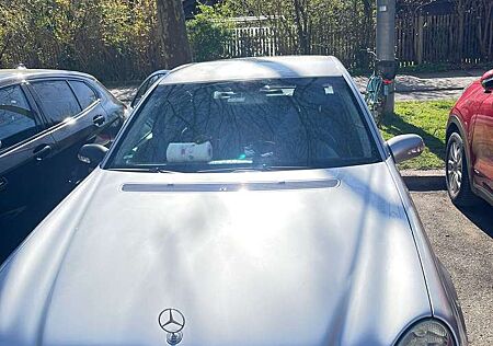 Mercedes-Benz E 220 CDI Automatik Classic