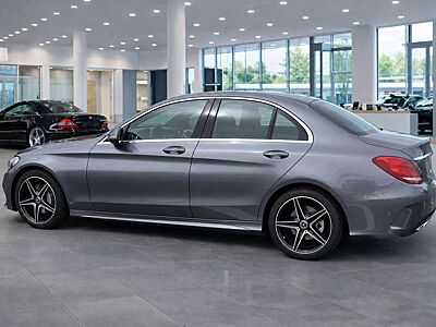 Mercedes-Benz C 200 9G-TRONIC AMG Line