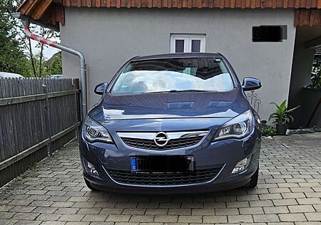 Opel Astra 1.6 Cosmo