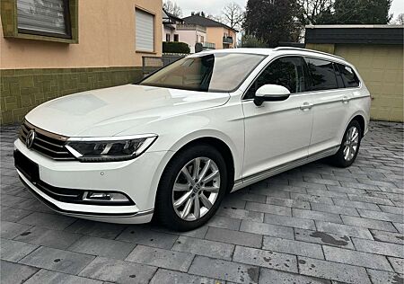 VW Passat Variant Volkswagen 2.0 TDI Highline AHK ACC