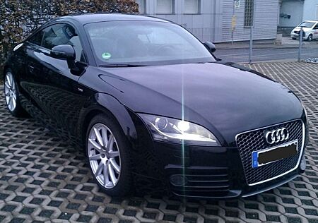 Audi TT Coupe 2.0 TFSI S-Line