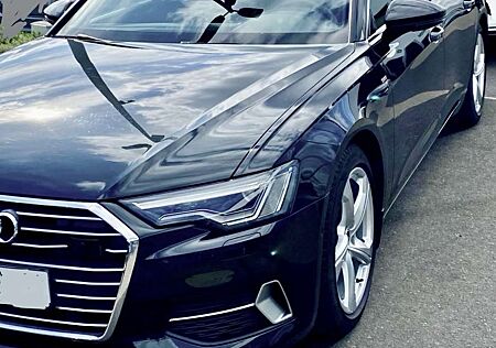 Audi A6 Avant 40 TDI quattro, S line, Matrix, STHZ, AHK