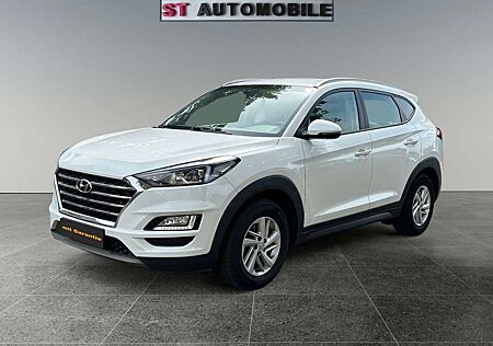 Hyundai Tucson Premium 1.6-Kamera-Navi-8 Fach Bereift