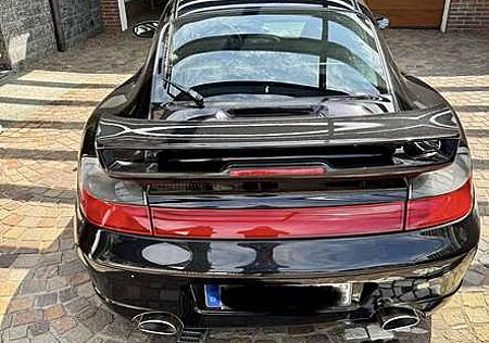 Porsche 996 911 Carrera 4S