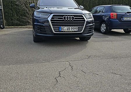 Audi Q7 3.0 TDI quattro tiptronic