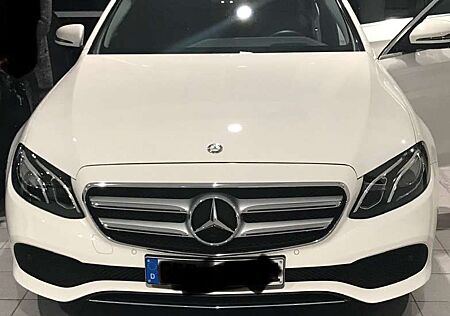 Mercedes-Benz E 220 d (213.204)
