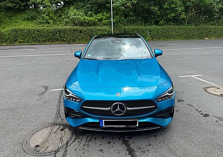 Mercedes-Benz CLA 200 (118.387) AMG Line