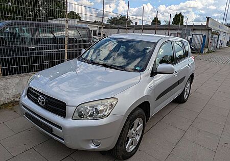Toyota RAV 4 RAV4 Diesel 2.2 D-4D 4x4 Sol