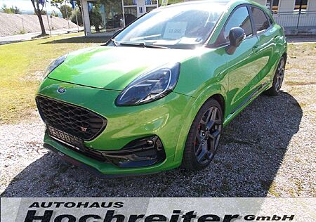 Ford Puma ST X, 8-fach bereift
