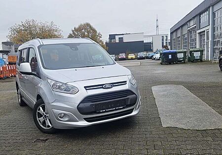 Ford Grand Tourneo Connect Titanium