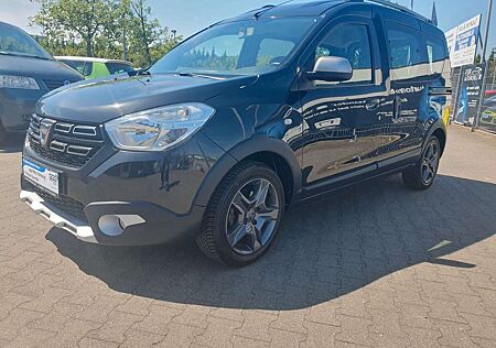 Dacia Dokker Stepway Celebration GARANTIE NAVI KAMERA