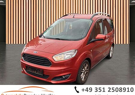 Ford Tourneo Courier 1.0 Eco Boost Titanium*PDC