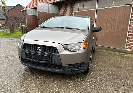 Mitsubishi Colt 1.1