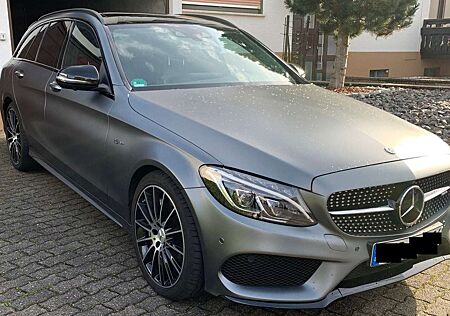 Mercedes-Benz C 43 AMG AMG C 43 4Matic T 9G-TRONIC