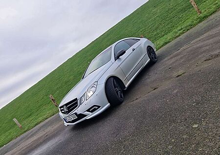 Mercedes-Benz E 500 Coupe 7G-TRONIC Elegance