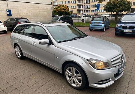 Mercedes-Benz C 180 T BlueEFFICIENCY 7G-TRONIC Avantgarde