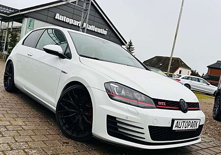 VW Golf Volkswagen VII Lim. GTI Performance*BI-XENON*AHK*NAVI*