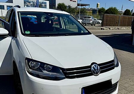 VW Sharan Volkswagen 2.0 TDI DSG (BlueMotion Technology) Comfortline