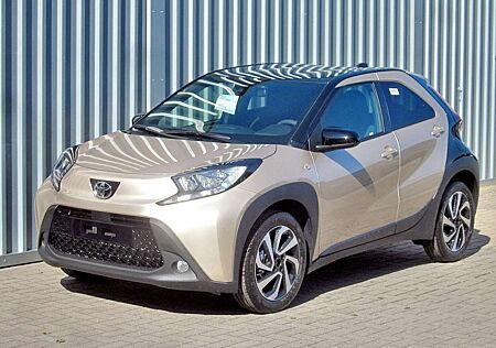 Toyota Aygo (X) 1.0l Teamplayer Fernlichtas KAM ACC