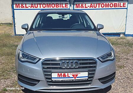 Audi A3 Sportback 150 PS kompl. Checkheft bei