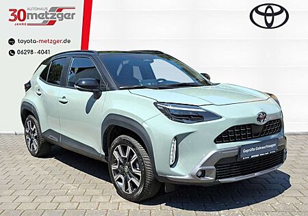 Toyota Yaris Cross 1.5 Hybrid Premiere 4x4 + AHK-abnehmbar +Navi +Led