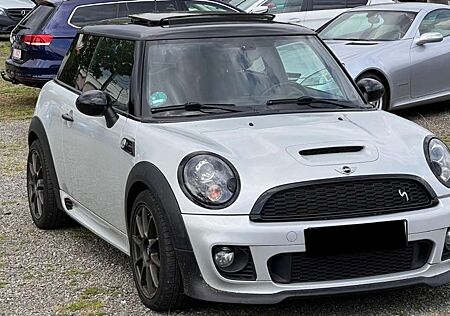 Mini Cooper SD Aut#JohnCWorks#Aerod#Chili#Xen#H K#Nav