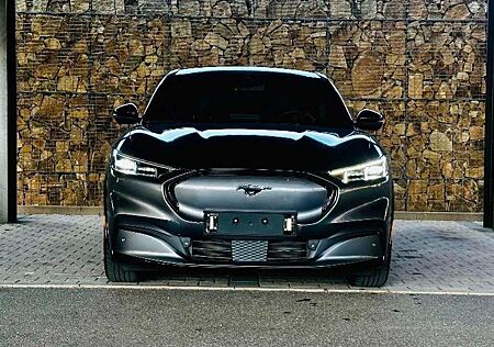 Ford Mustang Mach-E Mach-E AWD