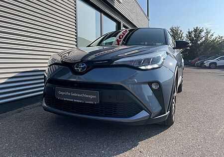 Toyota C-HR 2.0 Hybrid Team Deutschland + Comfort-Paket