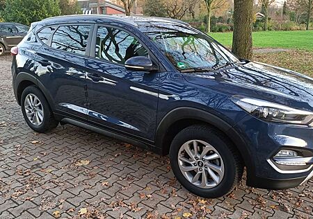 Hyundai Tucson blue 1.6 GDi 2WD Advantage