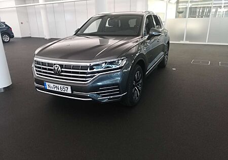 VW Touareg Volkswagen 3.0 V6 TDI 4Motion DPF Aut. Elegance