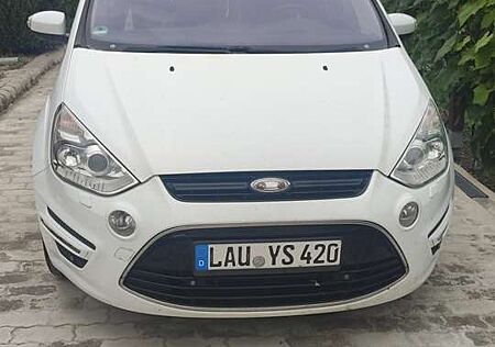 Ford S-Max 2.0 TDCi DPF Aut. Titanium