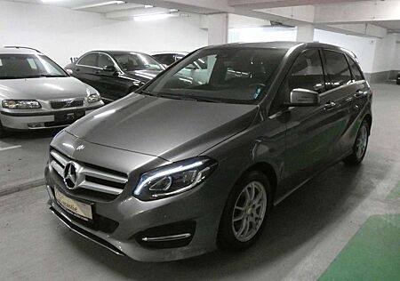 Mercedes-Benz B 180 Euro 6 *Start-Stopp*Navi*SHZ*Bi-Xenon*